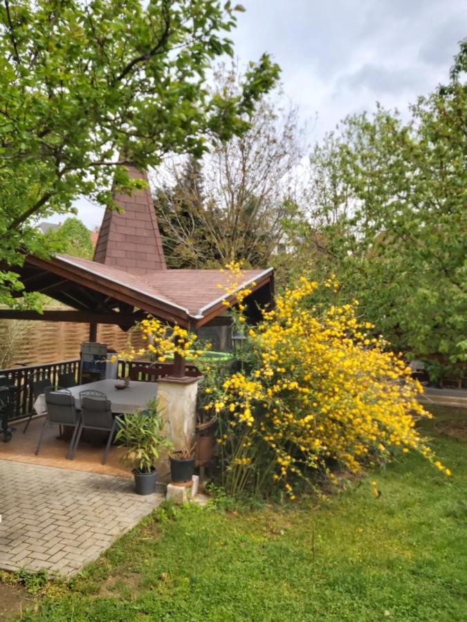 Melinda Nyaralohaz Apartment Балатонкенесе Екстериор снимка