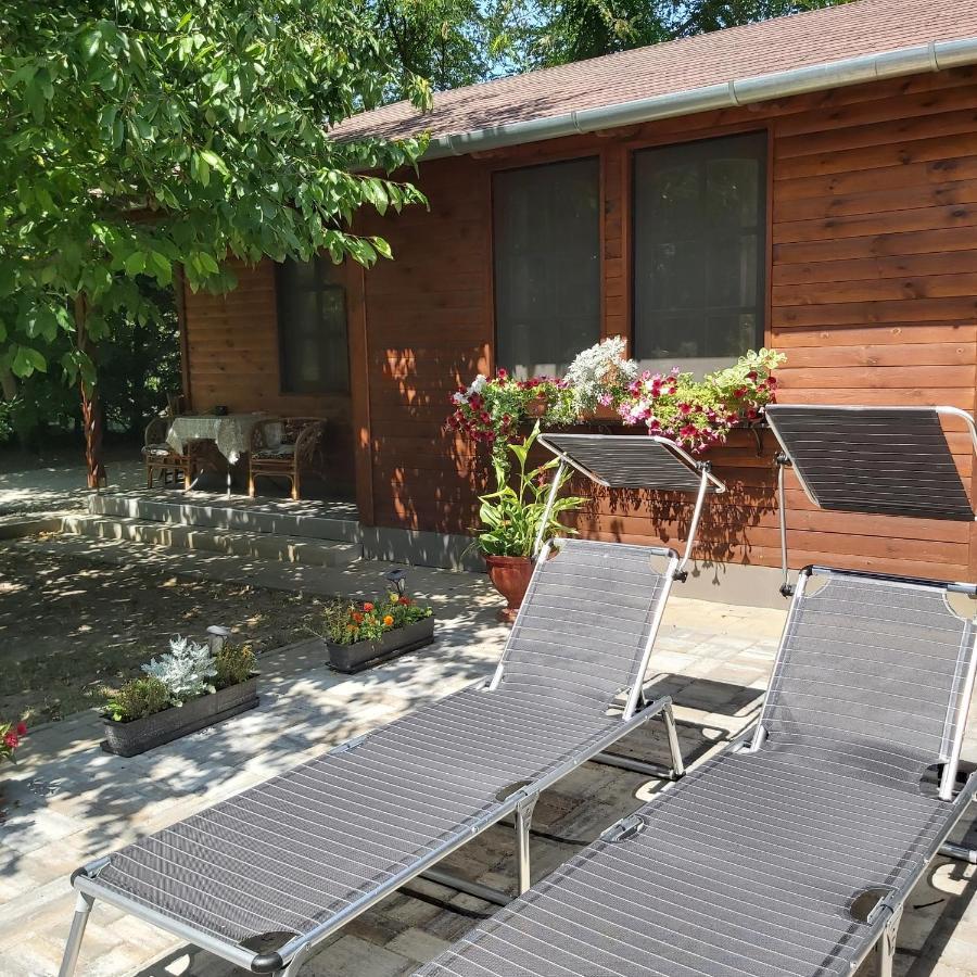 Melinda Nyaralohaz Apartment Балатонкенесе Екстериор снимка