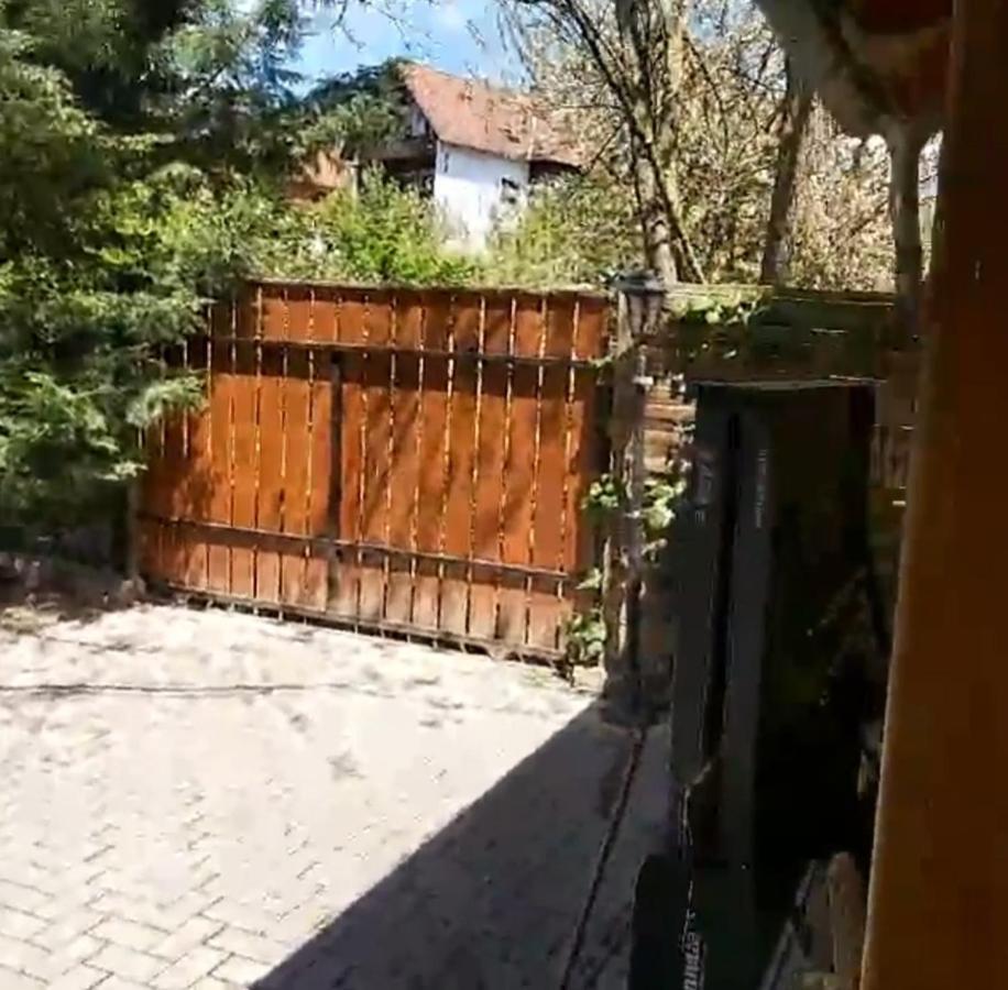 Melinda Nyaralohaz Apartment Балатонкенесе Екстериор снимка