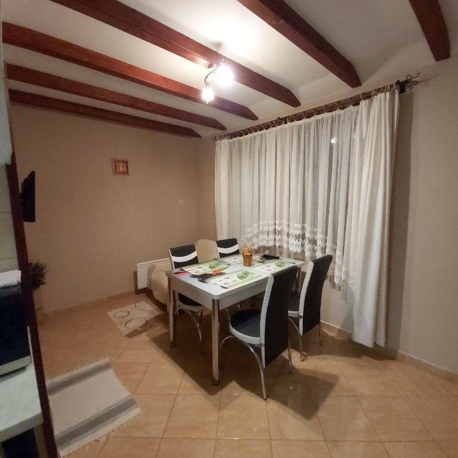 Melinda Nyaralohaz Apartment Балатонкенесе Екстериор снимка